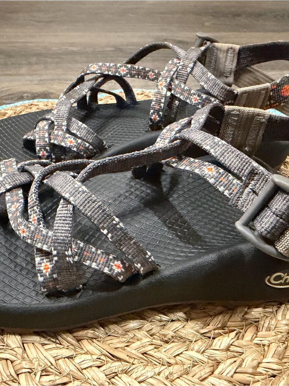 Chaco Women's Black Footbed Gray Patterned Strap Sandals